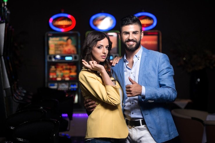 Antarmuka permainan live dealer Spadegaming di aplikasi mobile bingo4 dengan opsi pembayaran lokal DANA dan OVO tampak di layar